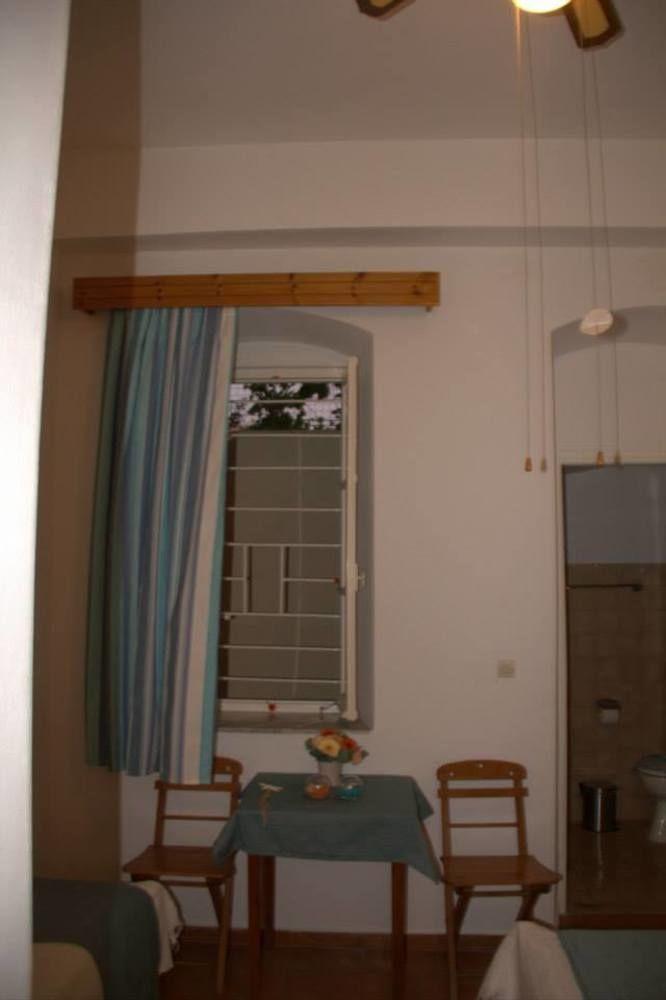 Medieval Rose Hotel