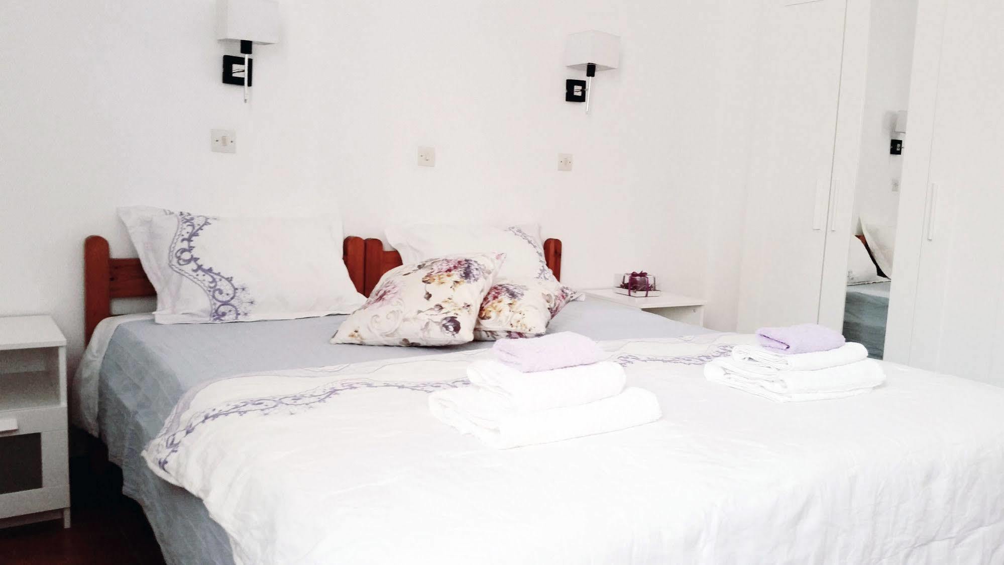Hotell Medieval Rose 3*